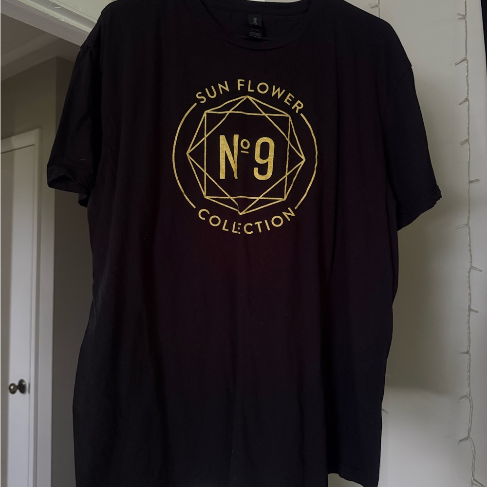 No9 Sunflower Collection Cannabis Dispo Tshirt